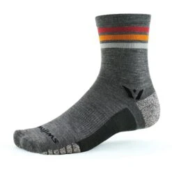 Swiftwick Flite XT Trail Five Crew Socks -Fashion Comprehensive flite xt trail heather stripe red crew socks 5 profile 5XHY0ZZ WBG