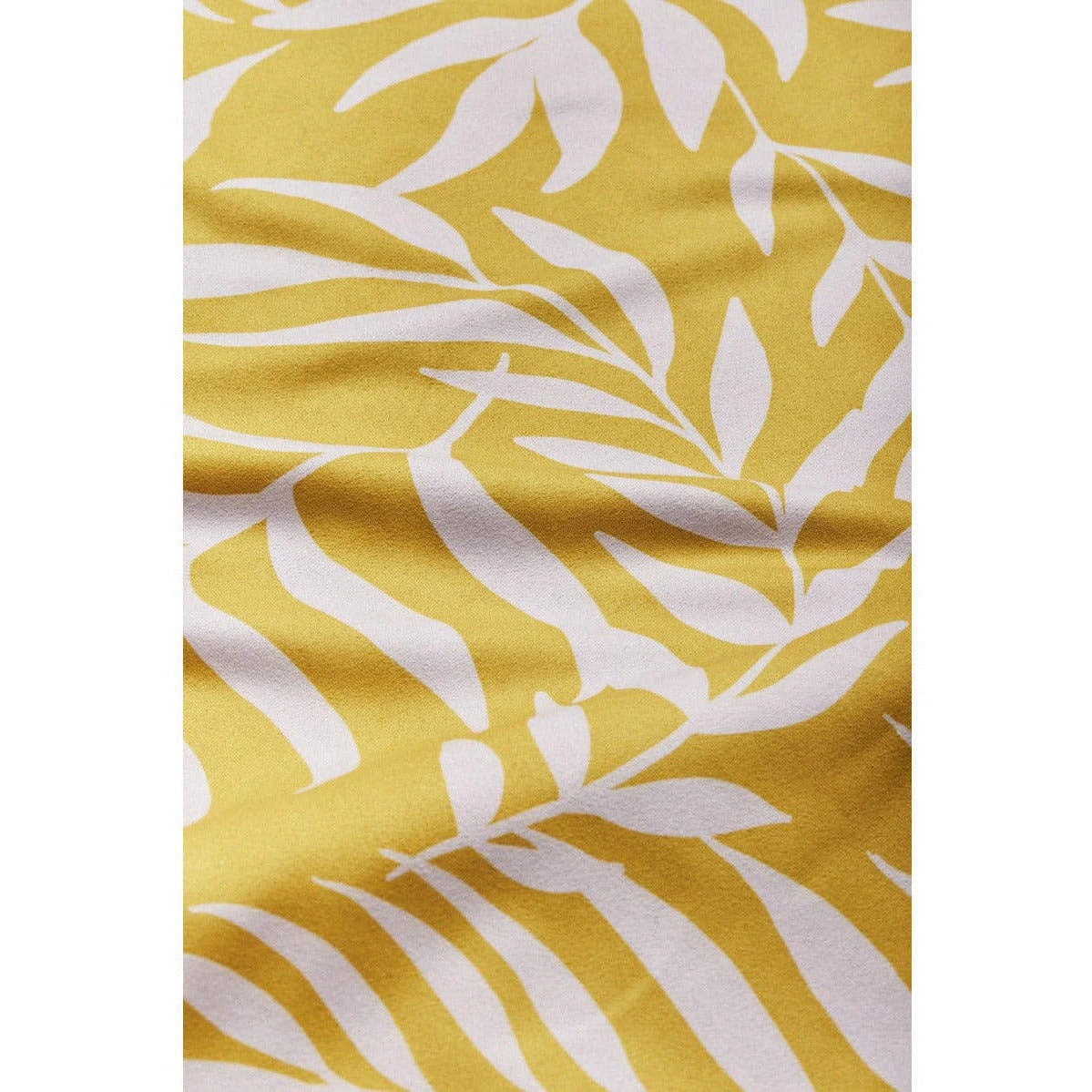 Nomadix Bandana Towel 3 Nomadix Bandana Towel - Image 3