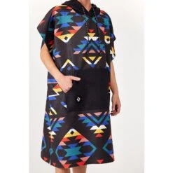 Nomadix Changing Poncho -Fashion Comprehensive s19 Zach KCP PANW 106 2427 MR